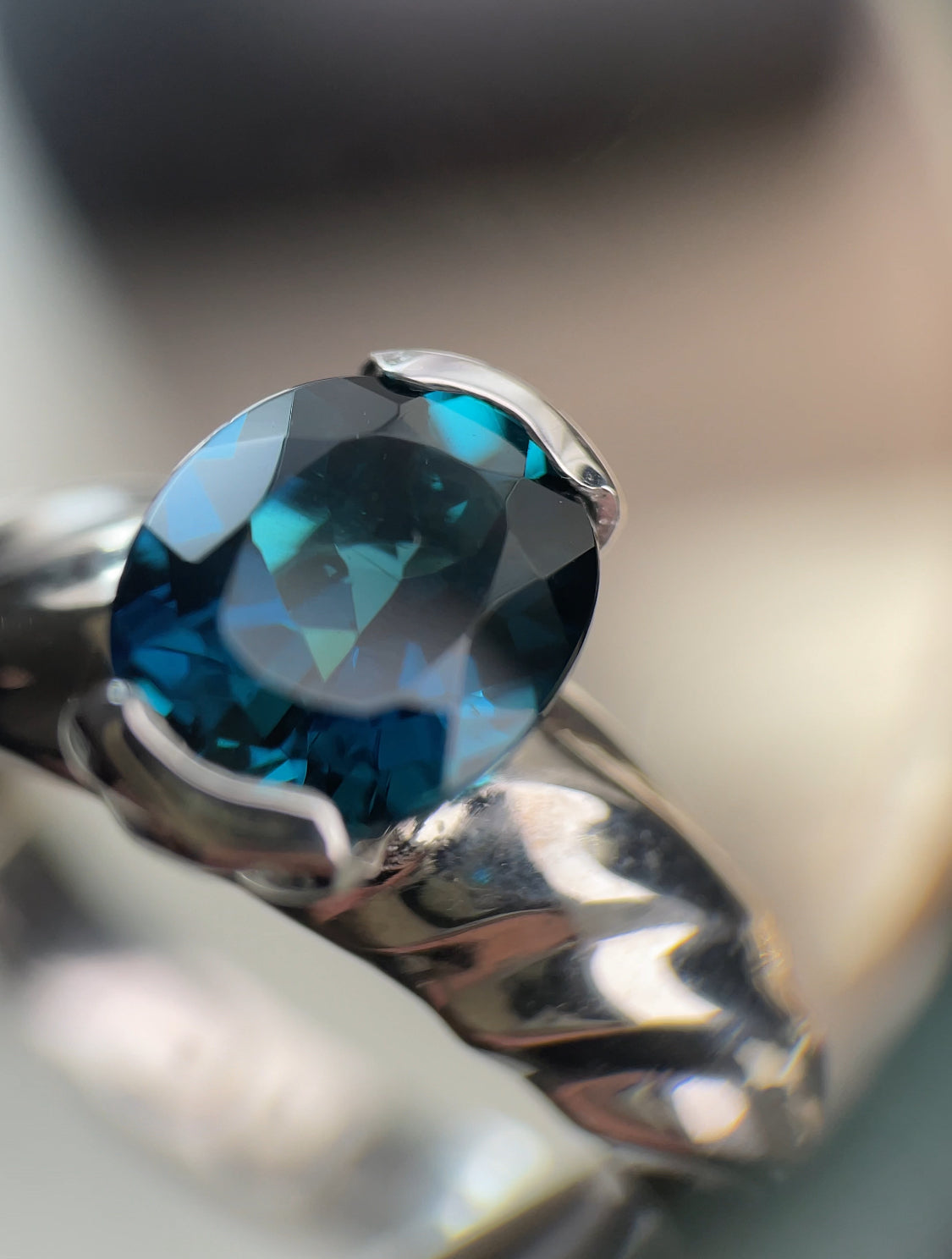 INDICOLITE RING