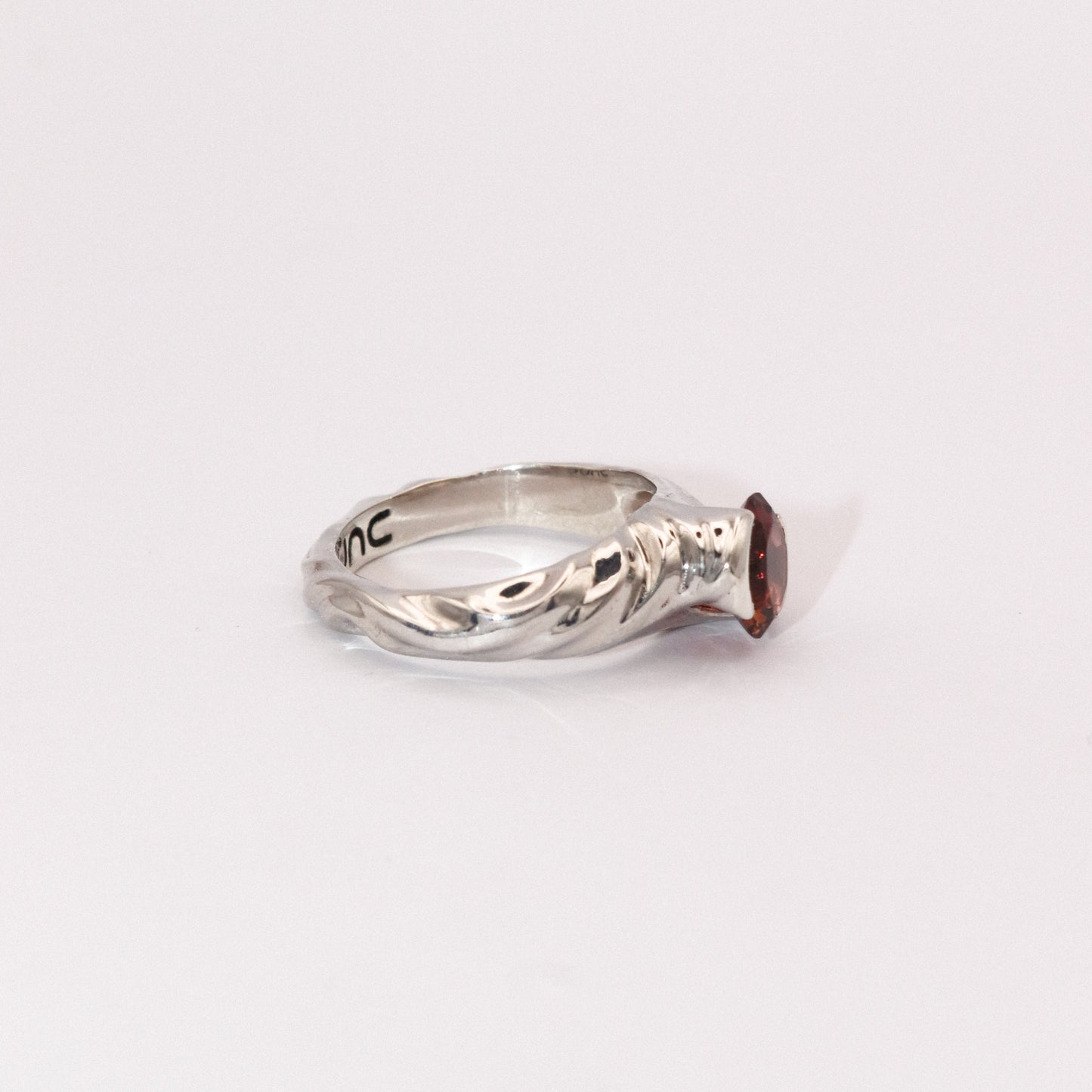 ANILLO DE TURMALINA MELOCOTÓN EN REMOLINO