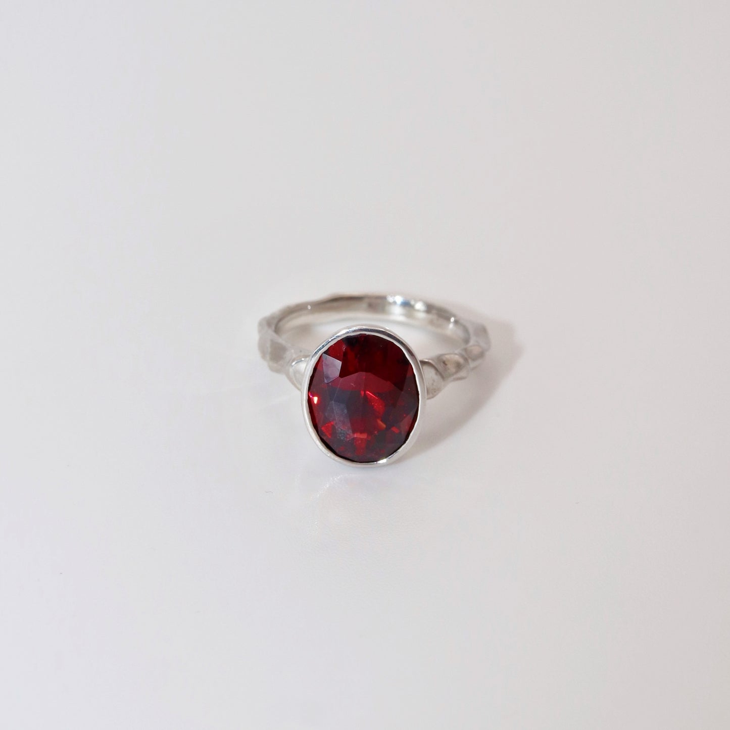 GARNET RING