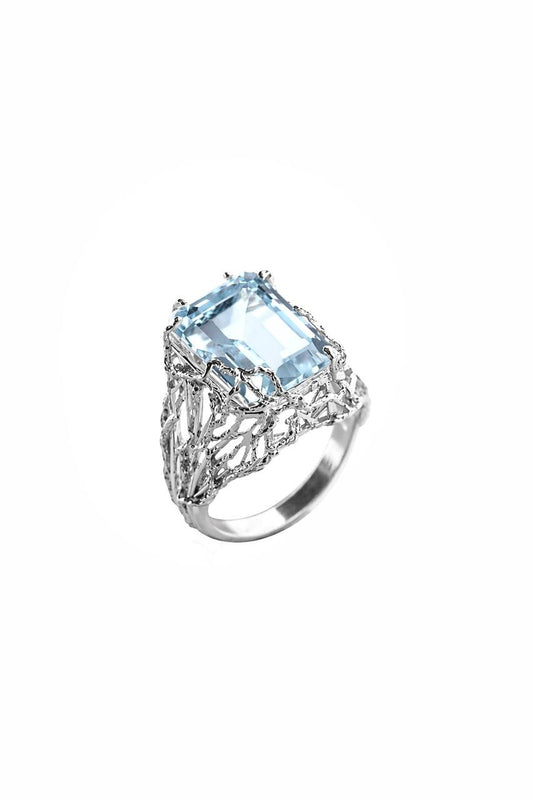 Greatness Gone. Sparkle ring Blue Topaz